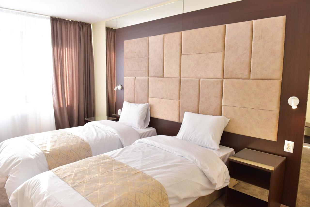 Family Hotel The View & Spa Tsigov Chark Εξωτερικό φωτογραφία